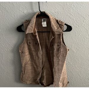 North Face Shirt Womens Small  Sleeveless Pockets Full Button Front Casual Brown